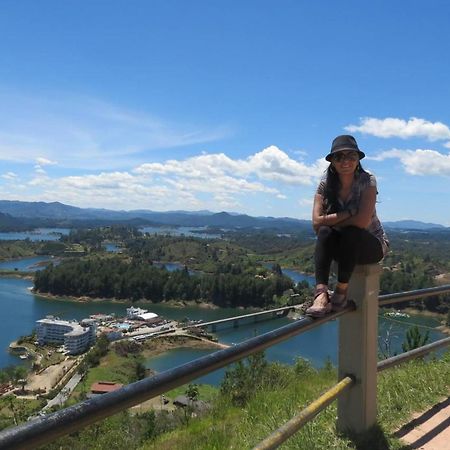 Casa Hotel Los Embalses Guatapé Екстериор снимка